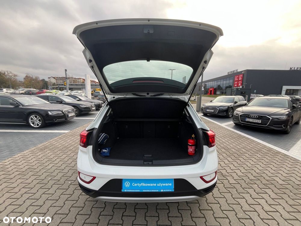 Volkswagen T-Roc - 18