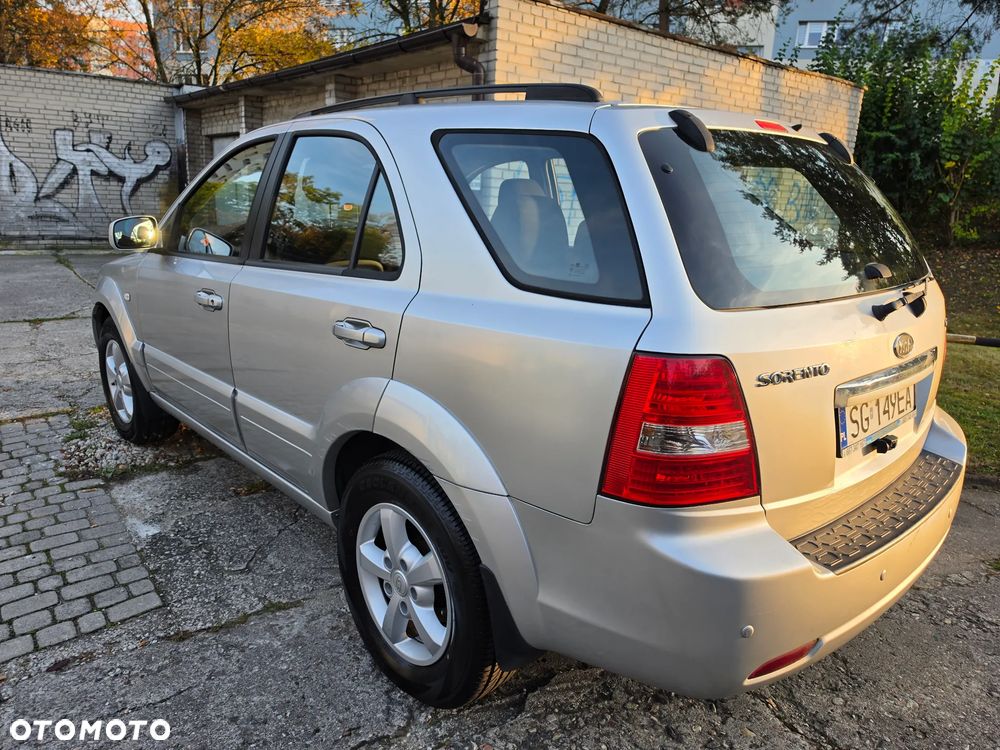 Kia Sorento - 4