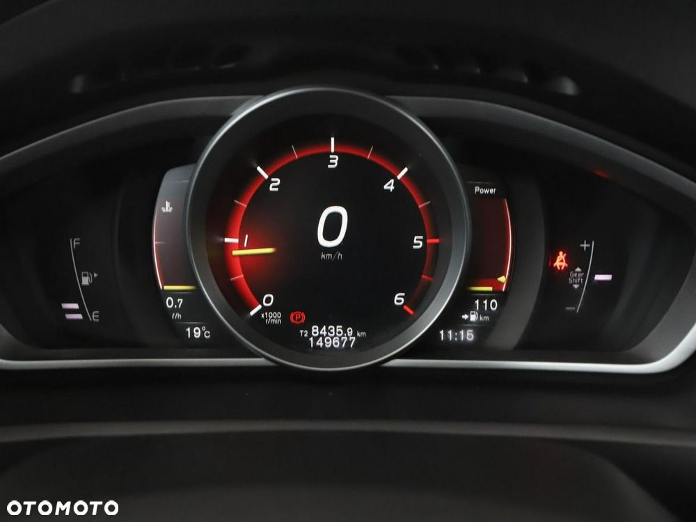Volvo V40 Cross Country D3 - 23
