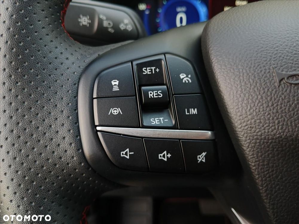 Ford Kuga 2.5 FHEV FWD ST-Line - 24