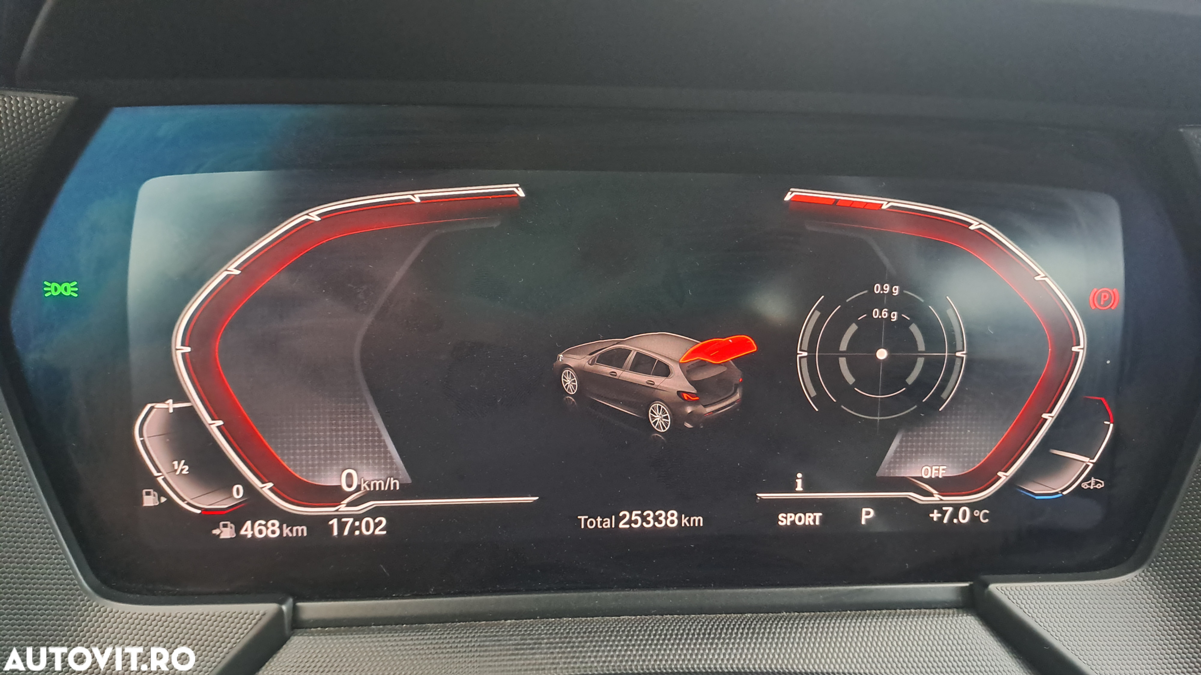 BMW Seria 1 118i Aut. M Sport - 27