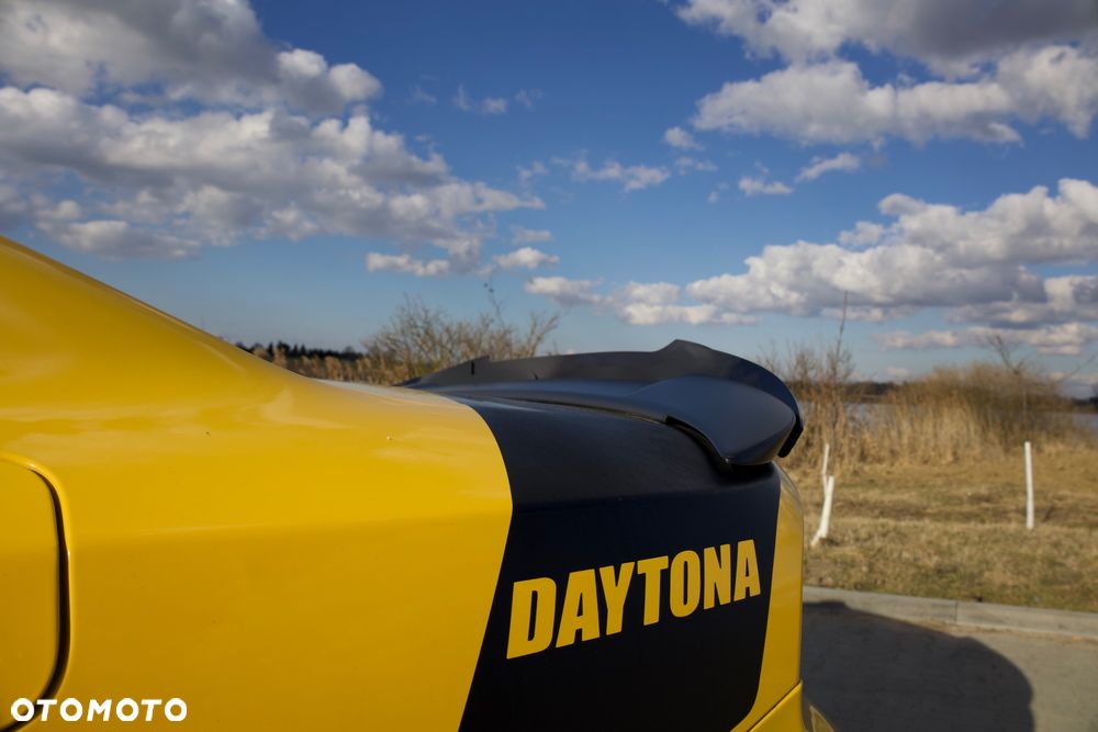 Dodge Charger 5.7 R/T Daytona - 16