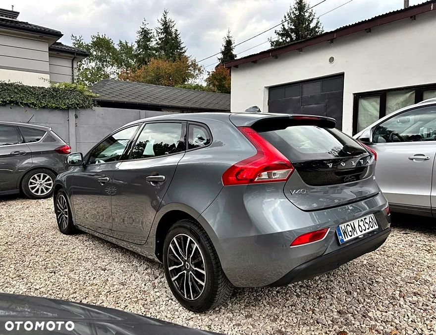 Volvo V40 D2 Drive-E Momentum - 5