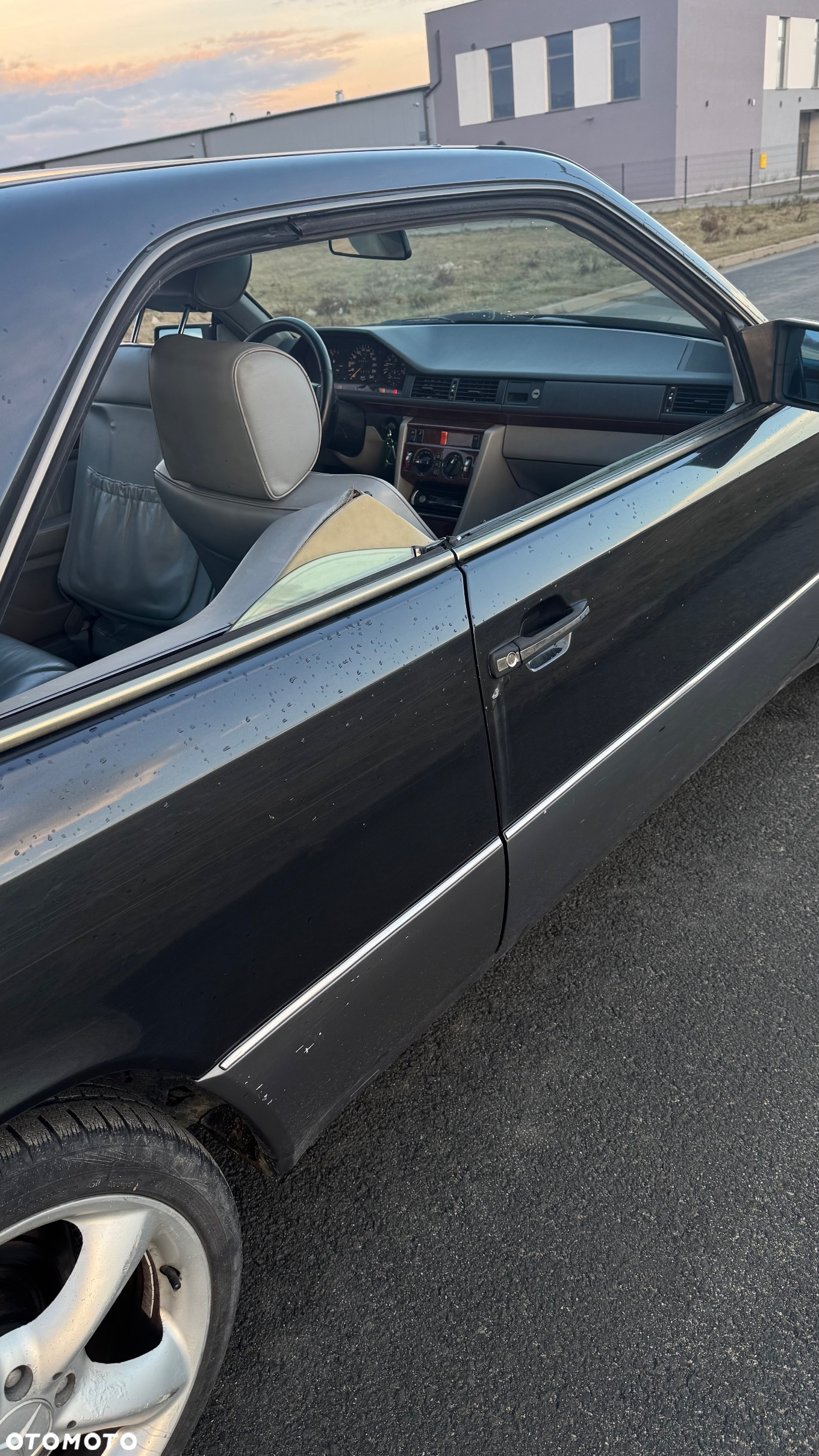 Mercedes-Benz W124 (1984-1993) - 21