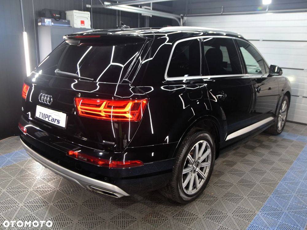 Audi Q7 - 32
