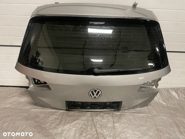 PASSAT B8 KLAPA kombi LB7W pokrywa bagażnika w kolor pod miernik R LINE