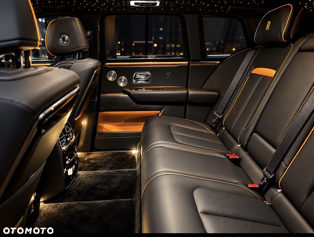 Rolls-Royce Cullinan 2025 photo 2