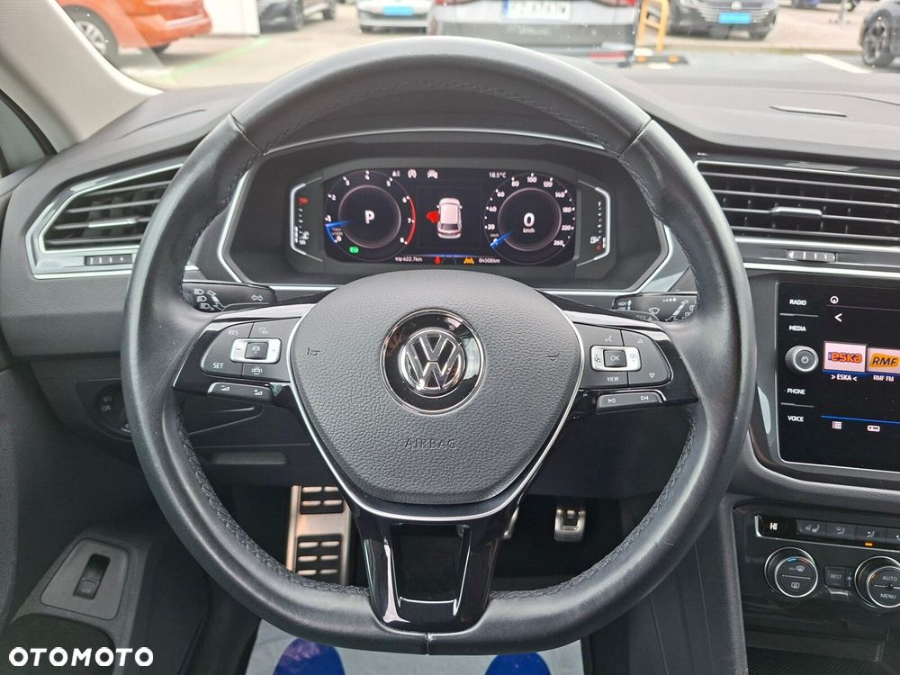 Volkswagen Tiguan - 18