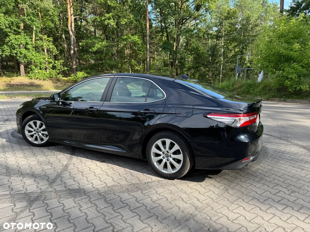 Toyota Camry 2.5 Hybrid Comfort CVT - 7