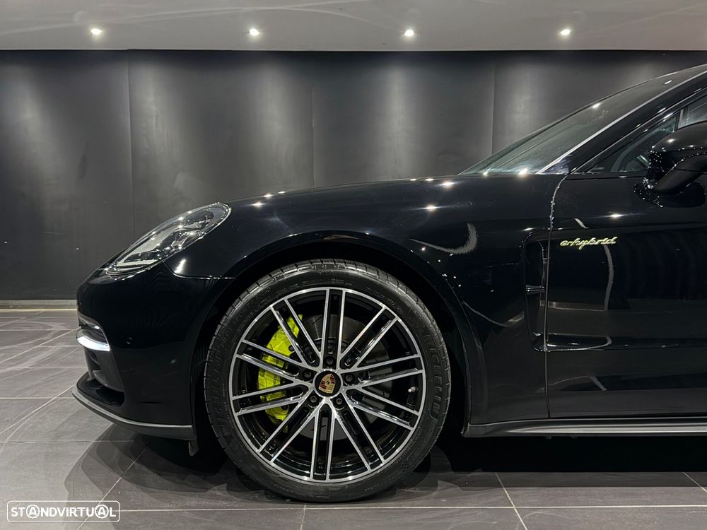 Porsche Panamera Sport Turismo 4 E-Hybrid - 3