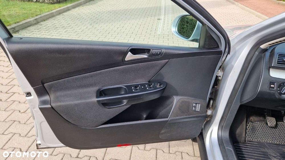 Volkswagen Passat 1.8 TSI Highline - 10