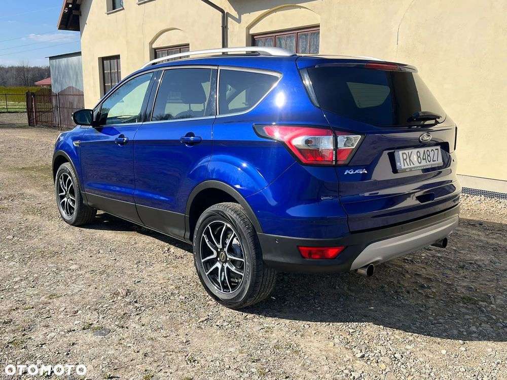 Ford Kuga - 4