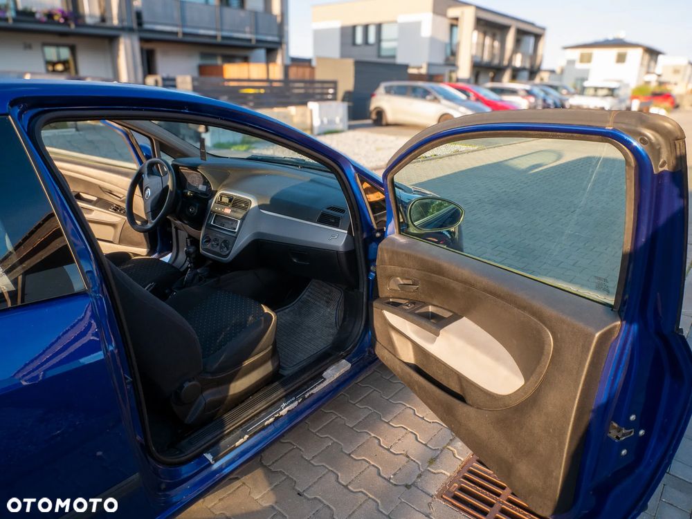 Fiat Punto - 12