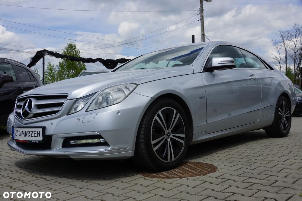 Mercedes-Benz Klasa E 220 CDI DPF BlueEFFICIENCY Automatik Avantgarde - 5