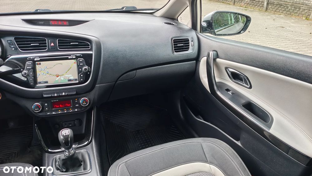 Kia Ceed 1.6 CRDi XL - 26