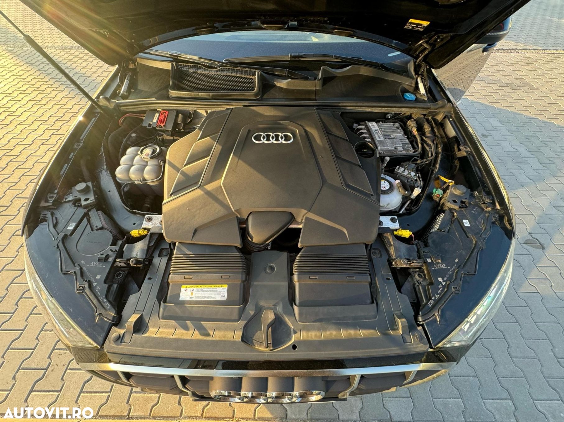 Audi Q7 55 TFSIe quattro tiptronic - 36