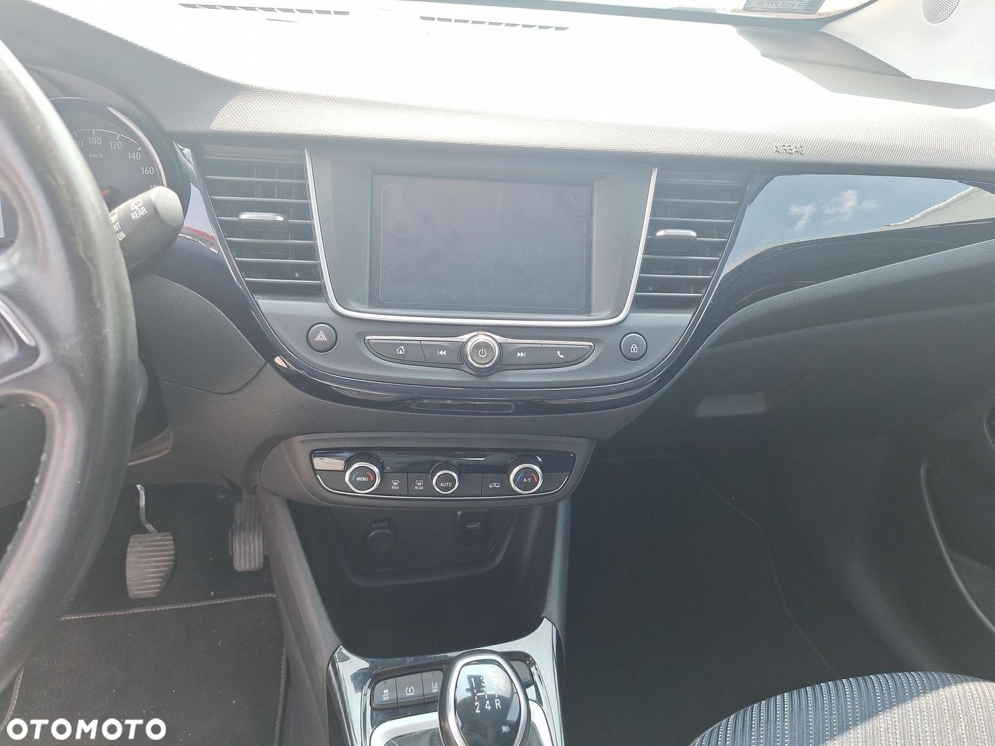 Opel Crossland - 18