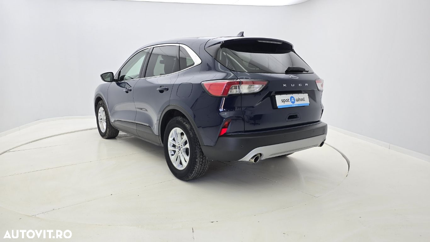 Ford Kuga - 8