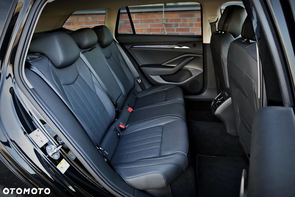 Skoda Superb 1.5 TSI mHEV Selection DSG - 23