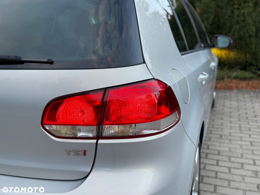 Volkswagen Golf 1.4 TSI Style - 24