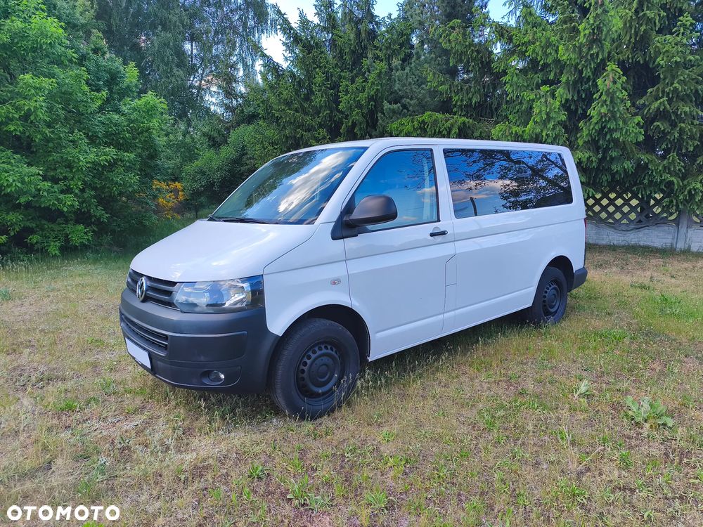 Volkswagen Transporter - 1