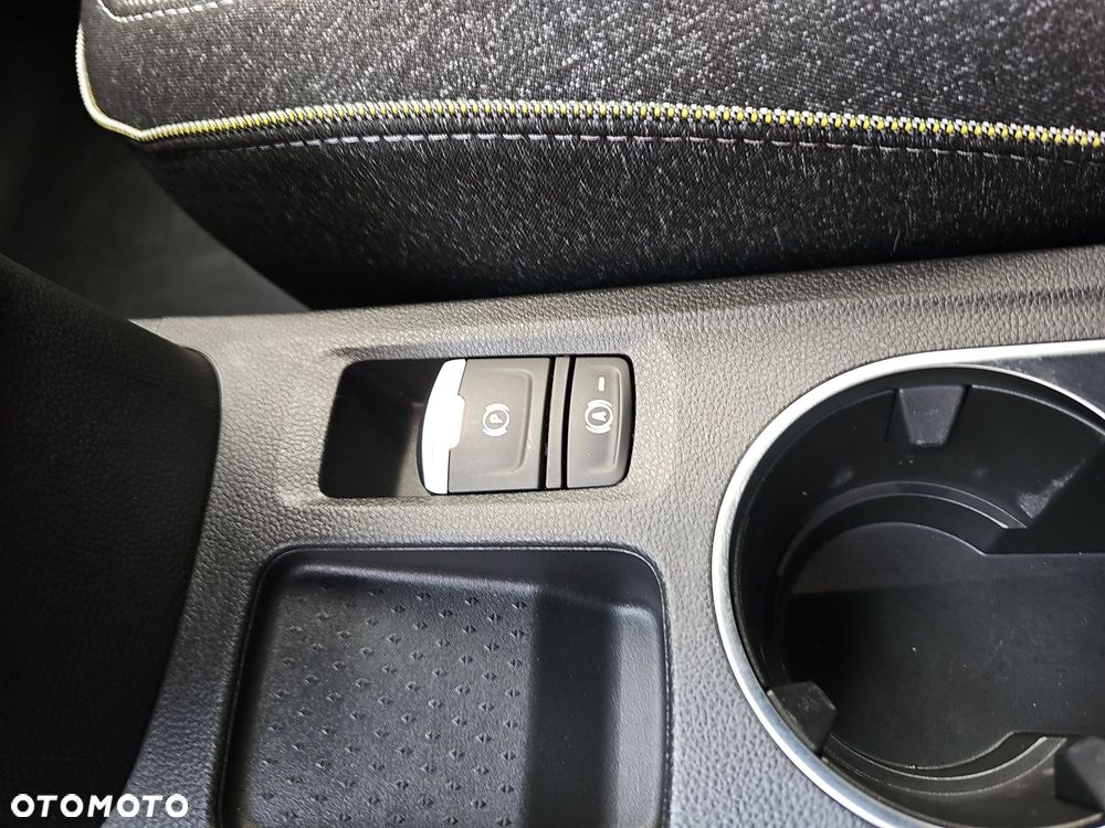 Renault Captur - 22