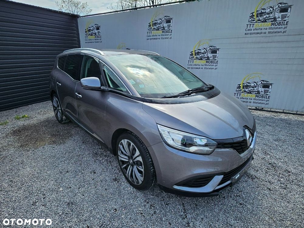 Renault Grand Scenic - 8