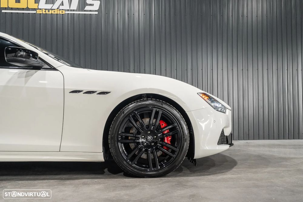 Maserati Ghibli 3.0 V6 - 40