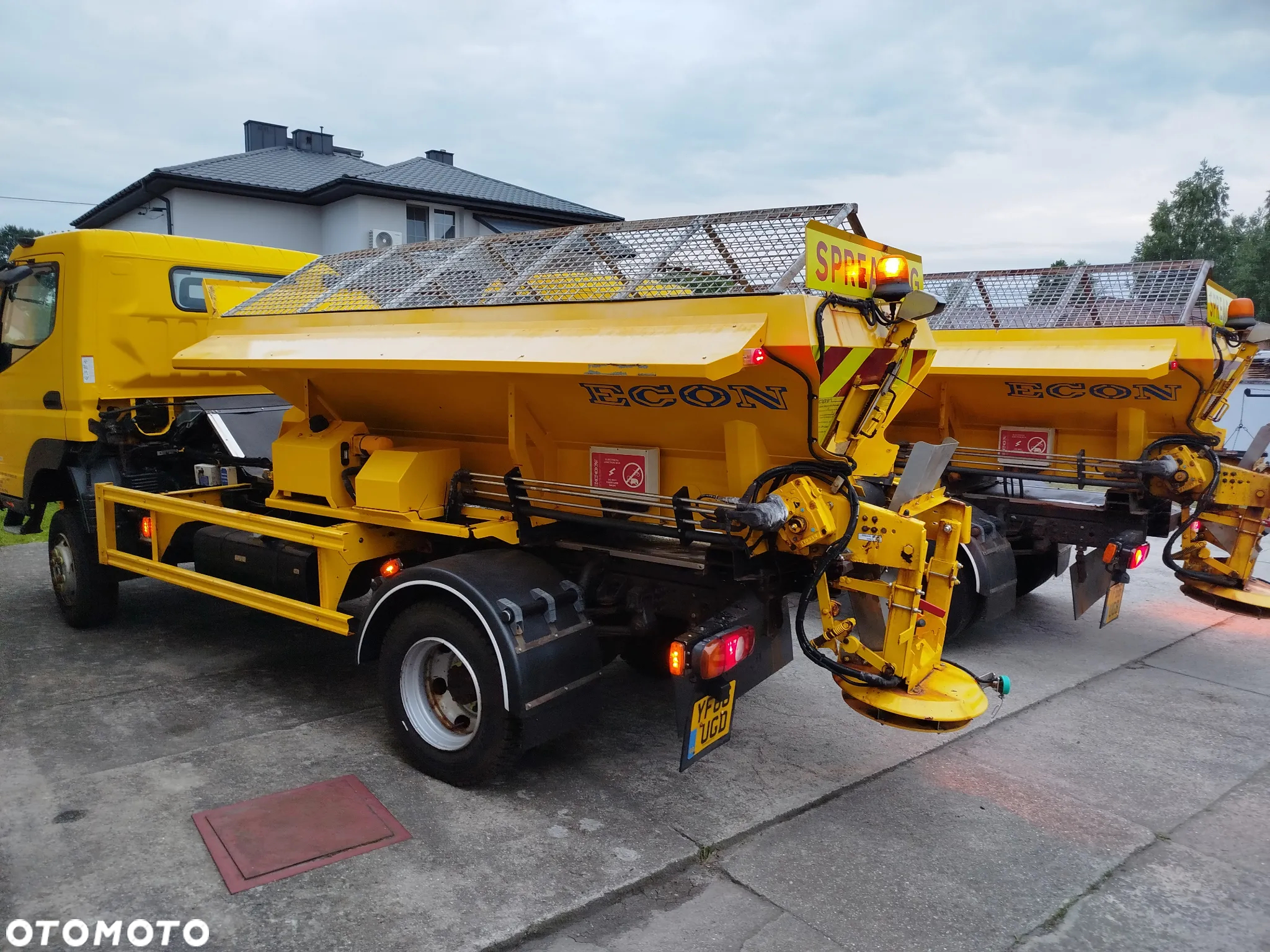 Mitsubishi CANTER 4x4 FUSO 180KM 6C18 Piaskarka Solarka Gritter Hydraulika Euro 6 - 8