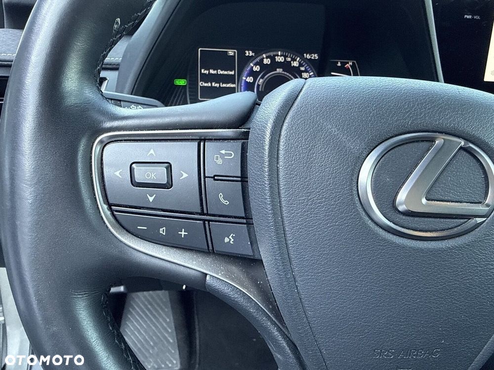 Lexus UX - 21