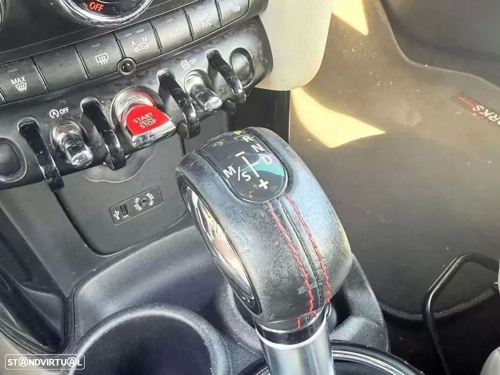 MINI 5 Portas Cooper S Auto Desportiva - 9