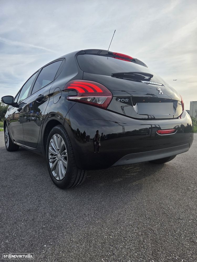 Peugeot 208 1.2 PureTech Style - 14