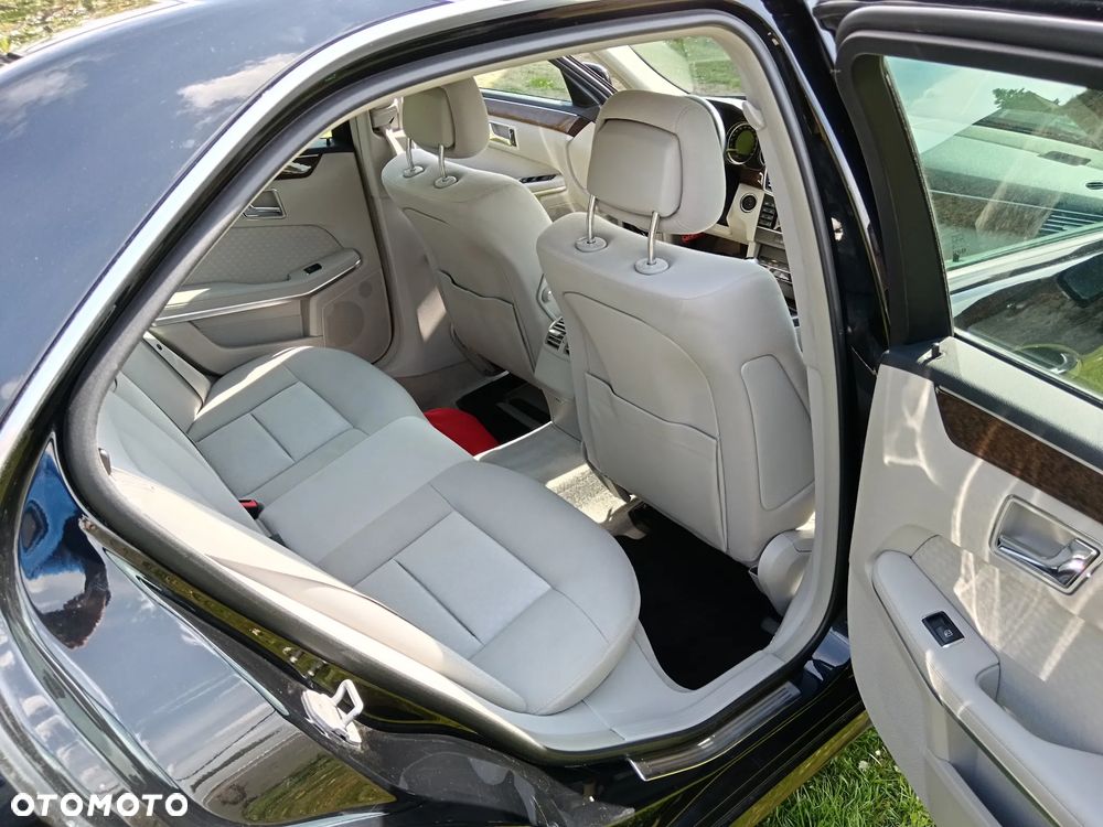 Mercedes-Benz Klasa E 220 CDI - 21