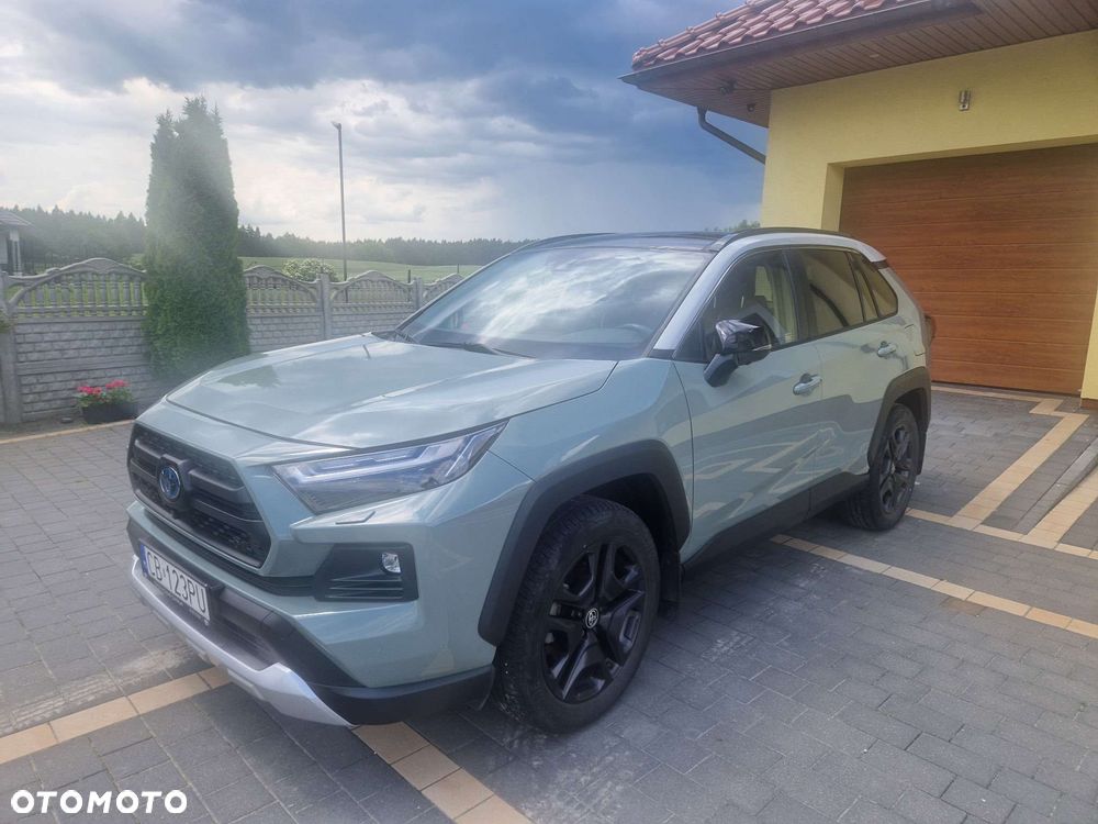 Toyota RAV4 - 4