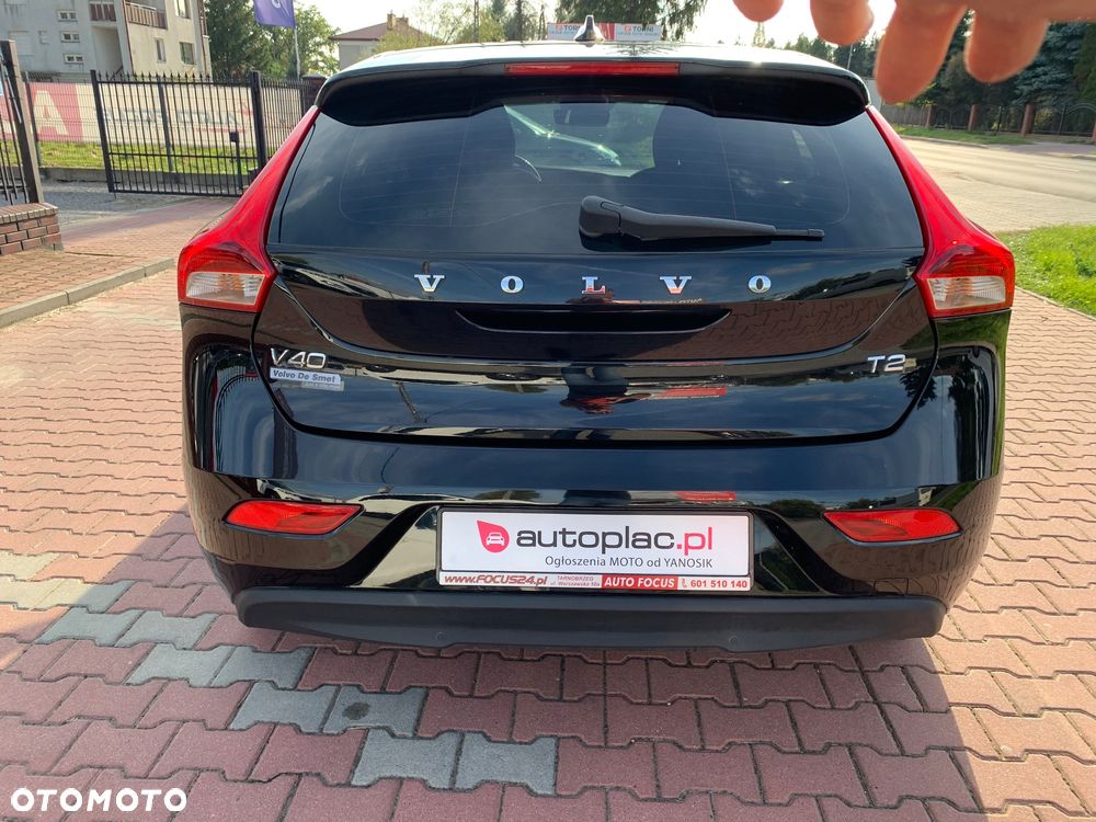 Volvo V40 T2 Momentum - 9