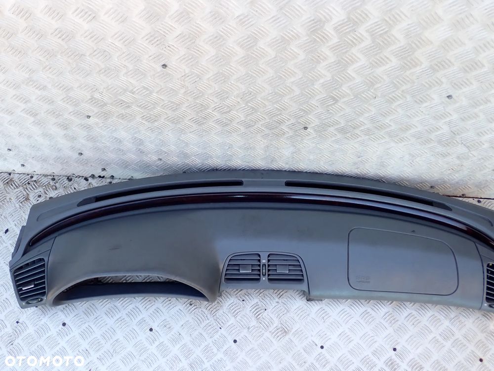 KOKPIT DESKA MERCEDES CLK 320 W209 DASH  2086890144 - 2