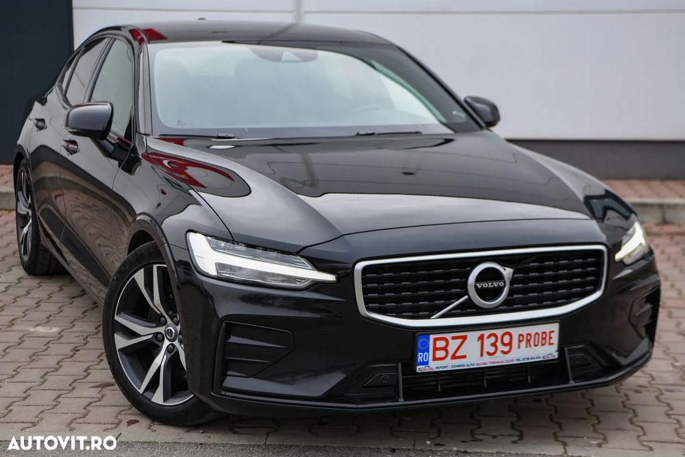 Volvo S60 T5 R-Design - 3