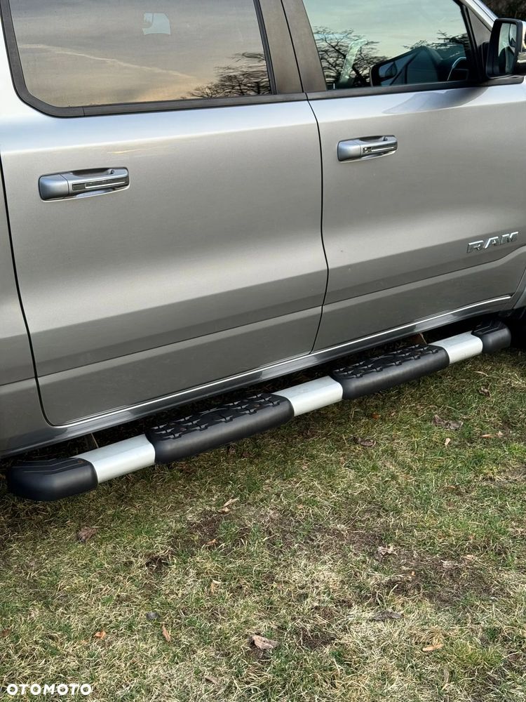 RAM 1500 5.7 Crew Cab Laramie - 29