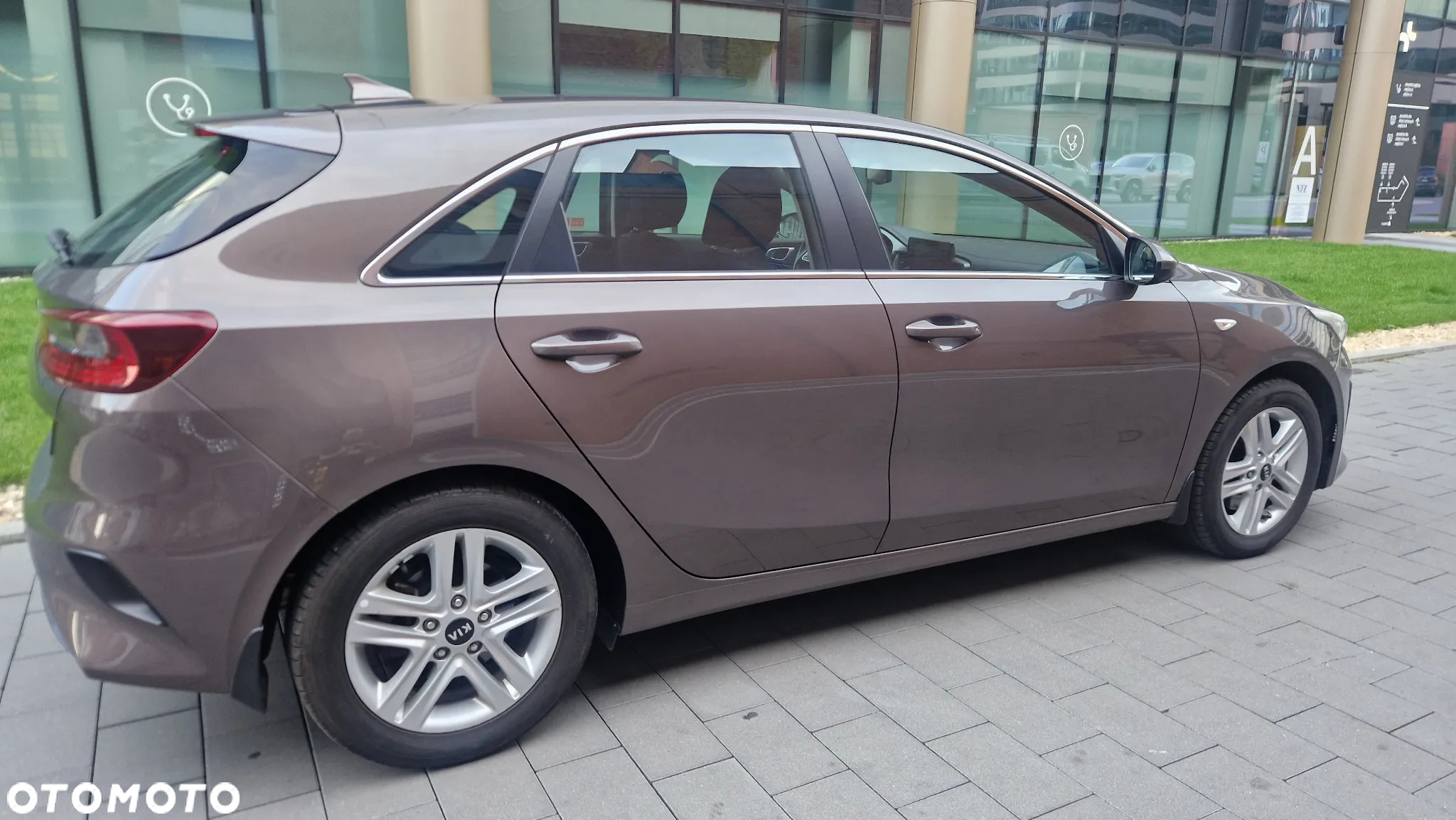 Kia Ceed 1.4 T-GDI L - 21