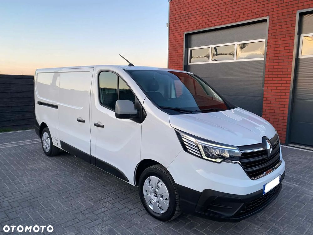 Renault TRAFIC * 2023 * Tylko 46.000km ! * 2.0 BlueDCI 130KM * LONG - 29