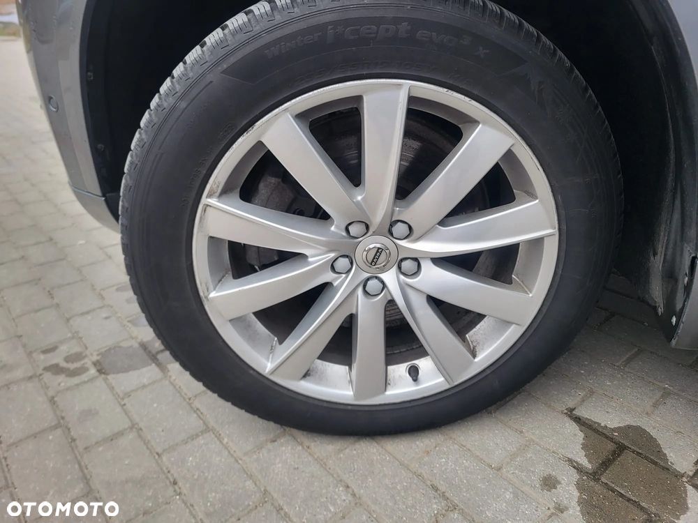 Volvo XC 90 T5 AWD Geartronic Momentum - 24