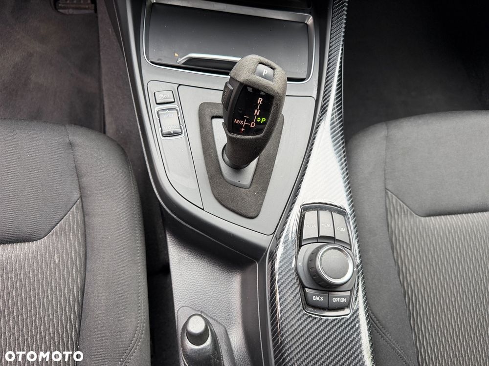 BMW Seria 1 - 13