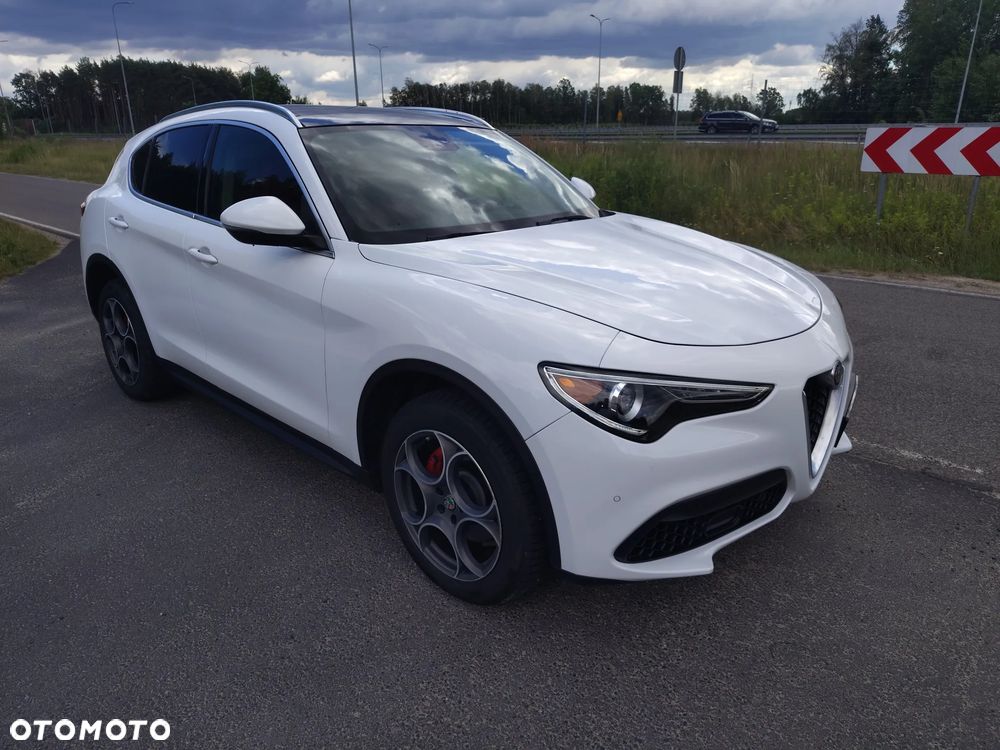 Alfa Romeo Stelvio - 7