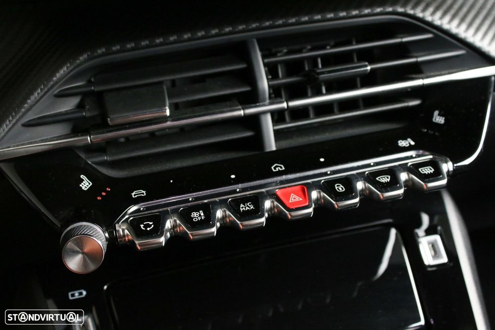 Peugeot 2008 - 13
