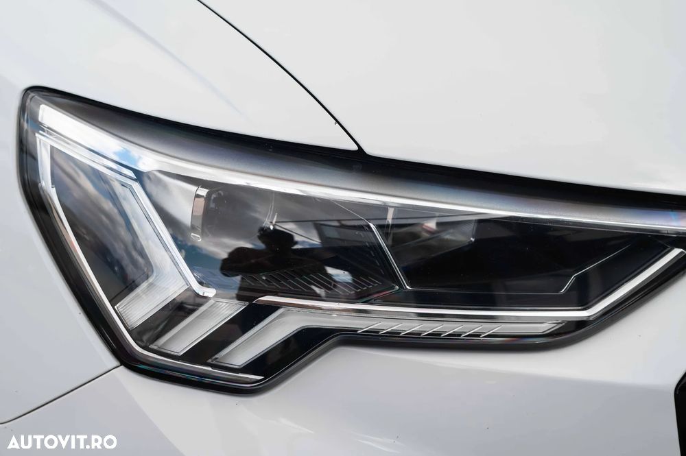 Audi Q3 2.0 35 TDI S tronic quattro Advanced - 11