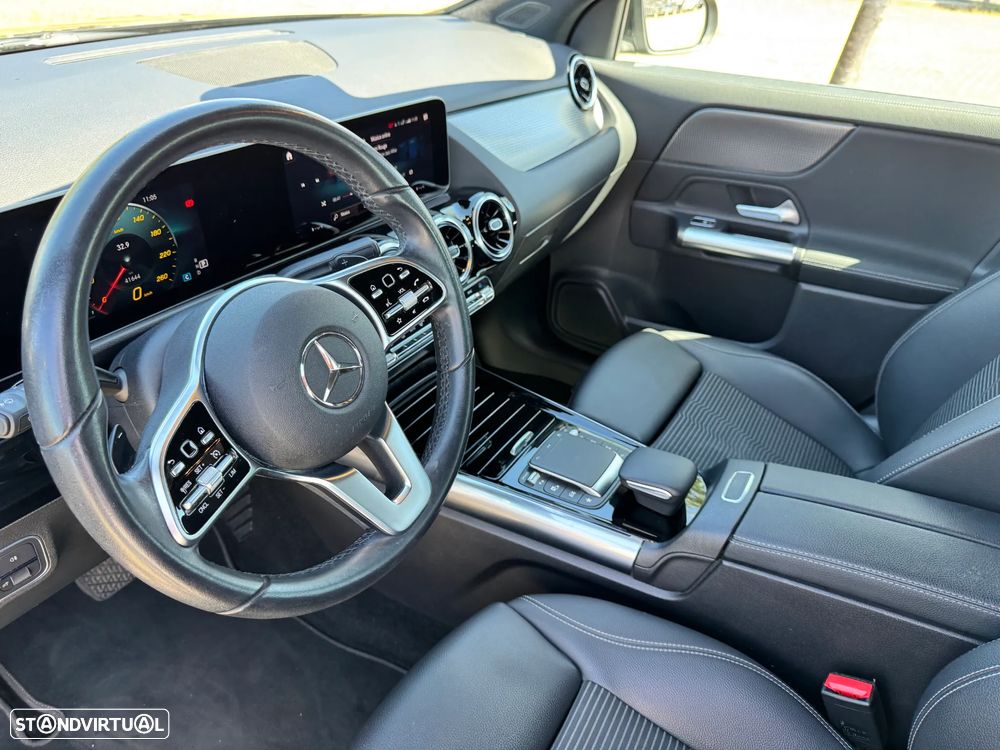 Mercedes-Benz GLA 200 AMG Line - 15