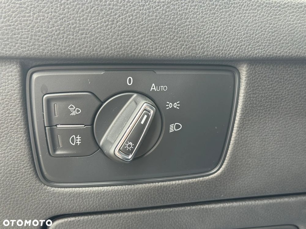 Volkswagen Arteon 2.0 TSI 4Motion R DSG - 25