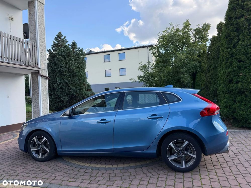 Volvo V40 D2 Drive-E R-Design Momentum - 2