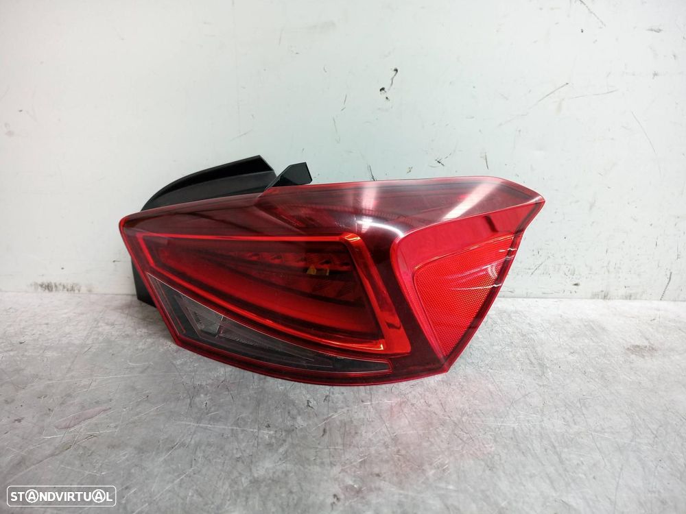 FAROLIM TRASEIRO DIREITO SEAT IBIZA KJ1 - 1