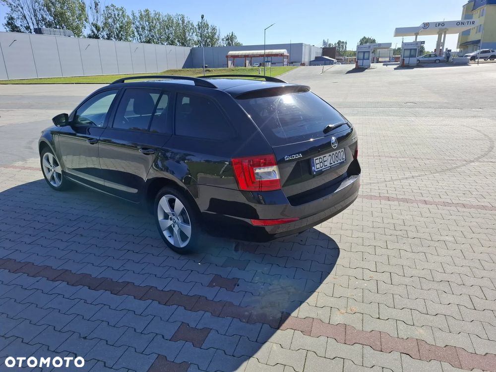 Skoda Octavia 2.0 TDI Ambition - 11